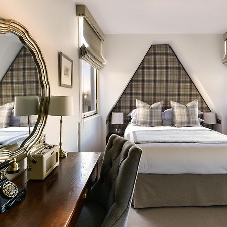 The Roseate Edinburgh - Small Luxury Hotels Of The World Exterior foto A bedroom at the hotel