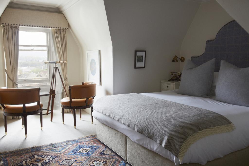 The Roseate Edinburgh - Small Luxury Hotels Of The World Exterior foto A bedroom at the hotel
