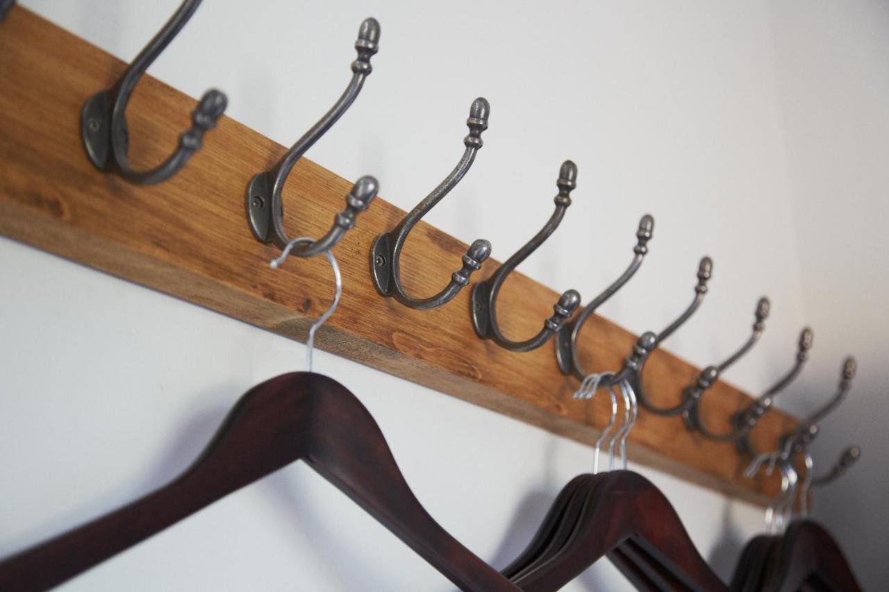 The Roseate Edinburgh - Small Luxury Hotels Of The World Exterior foto A coat rack